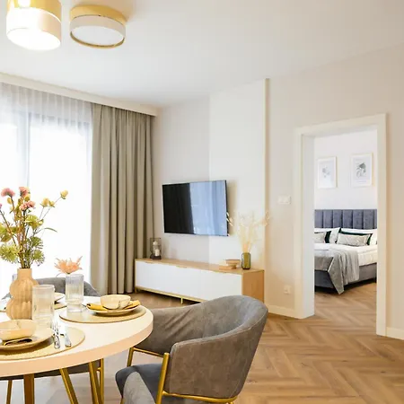 Park Apartment