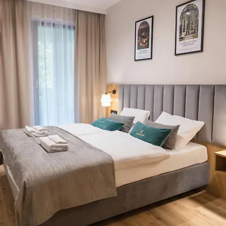 Park * بولانيكا- زدروي